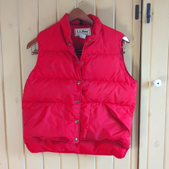 Vintage 100% down L. L. Bean Red Vest - Picture 1 of 9